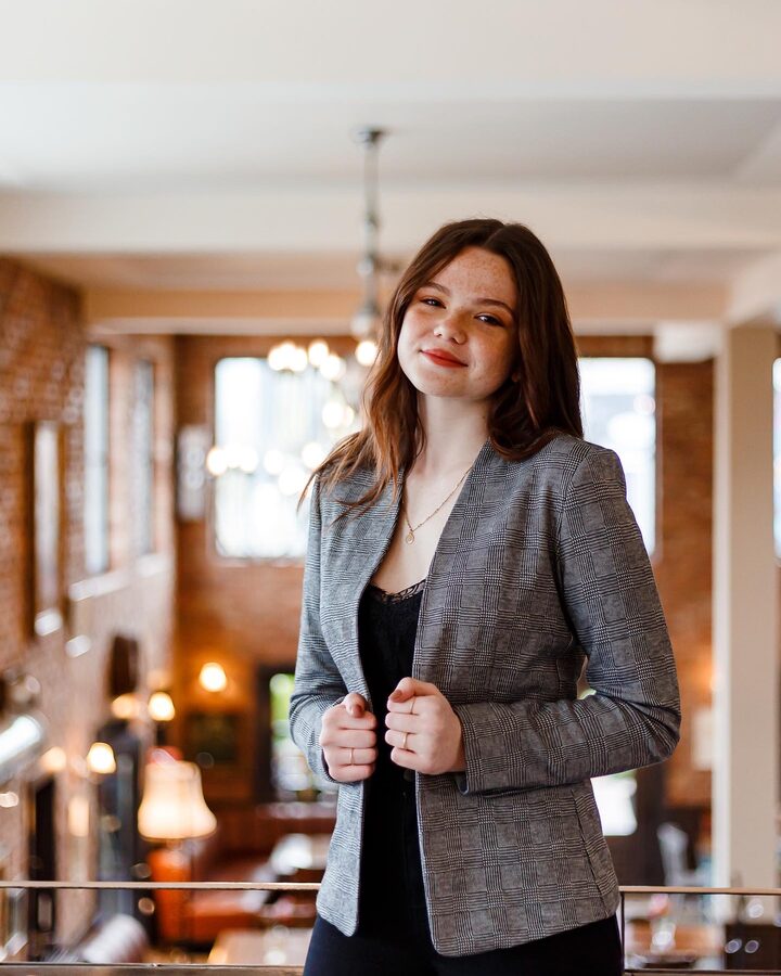 Profesoara Gabriela